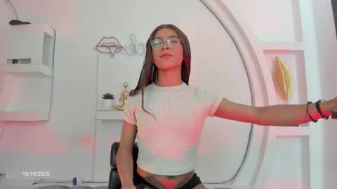 vicky_hottman online show from October 21, 4:06 am