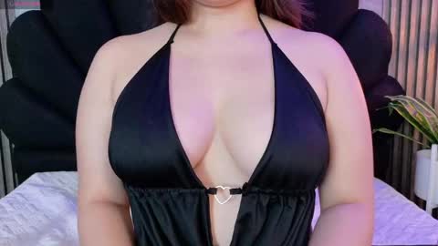 vicky_lopezz_ online show from May 8, 2:39 am