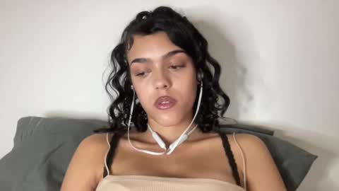 Goddess Victory  online show from January 12, 5:13 am