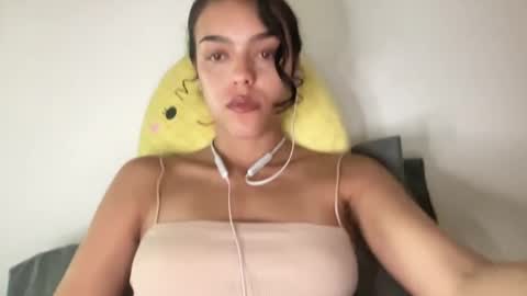 Goddess Victory  online show from February 10, 2:30 am