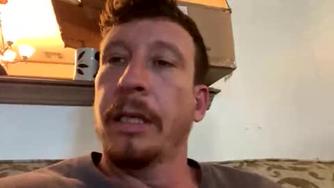 vicrobertson595 online show from November 6, 6:33 pm