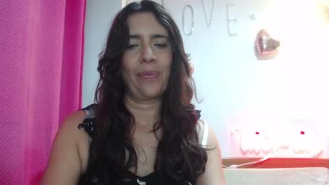 Snapshot of victoria25_meester chatting on March 9, 11:25 pm Hi guys   Im victoria  Be the one who can control me in PVT online show from March 9, 11:25 pm