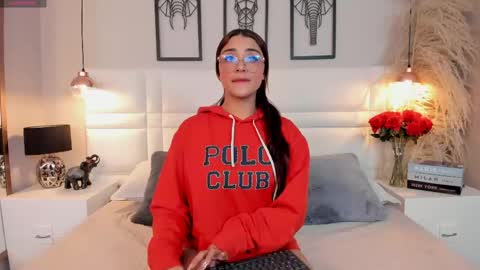 victoria__lee_ online show from June 4, 3:45 am