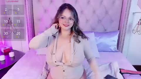 victoria_cherry_ online show from April 16, 11:10 am