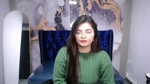 victoria_queen_v online show from May 21, 8:48 pm