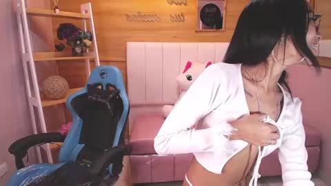 Victoria  online show from January 29, 7:22 pm