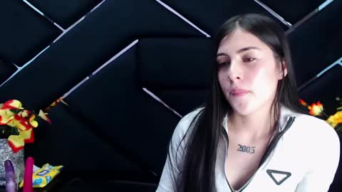 Snapshot of victoria_storm_ chatting on February 5, 8:57 pm victoria_storm_ online show from February 5, 8:57 pm