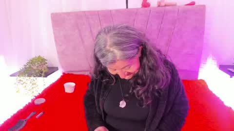 victoriaa_anderson_ online show from May 11, 4:04 pm