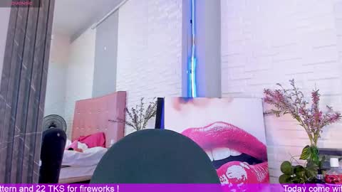 Victoria online show from November 13, 10:45 pm