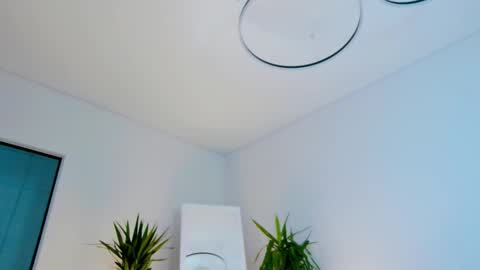 Miss V online show from February 27, 6:50 am