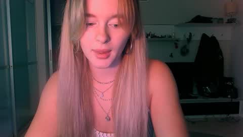 Eva and Victor online show from September 21, 11:14 am