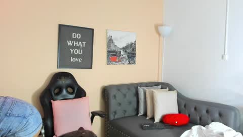 Victoriazans online show from March 27, 10:38 am