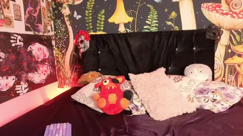 victoriia_thompson online show from April 4, 10:06 pm