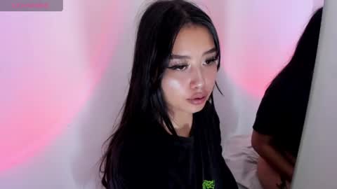 viioleett_cum online show from April 22, 2:57 pm