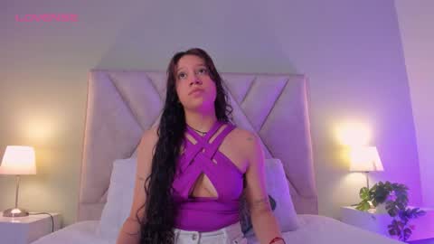 VIOLET MOON online show from March 3, 7:21 pm