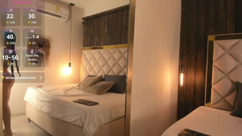 Violet  online show from April 2, 1:51 pm