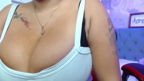 viioleta online show from January 13, 12:35 pm