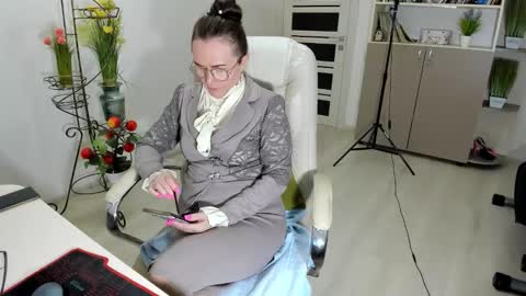 Ukrainian-woman online show from December 19, 3:07 pm