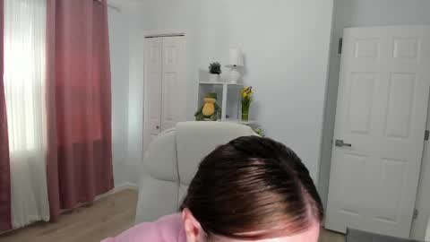 Ukrainian-woman online show from March 8, 4:50 pm