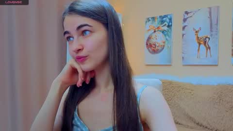 vikiberry online show from February 5, 10:52 am