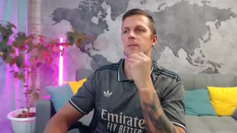 vikingchrisss online show from November 13, 11:46 am