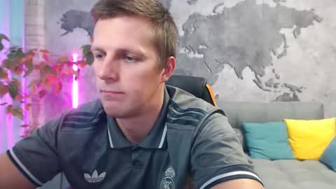 vikingchrisss online show from November 10, 11:13 am