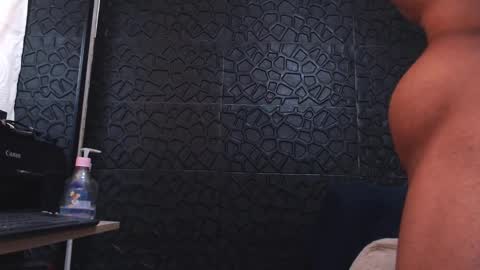 Viktor Herrera online show from November 21, 5:55 pm