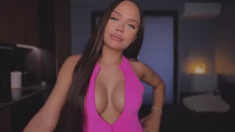 Viktoria www online show from July 1, 6:27 pm