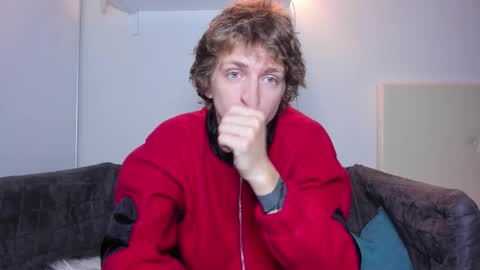 Snapshot of vince__dice chatting on October 15, 4:08 pm Dimoooooon online show from October 15, 4:08 pm