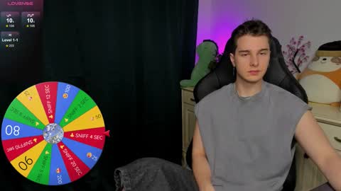 Vincent Strong online show from November 29, 2:47 pm