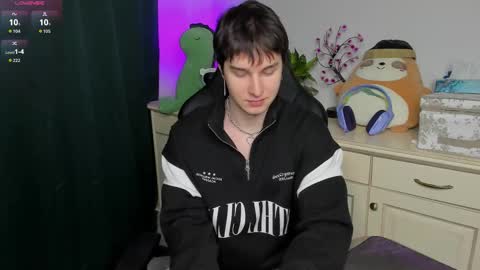 Vincent Strong online show from February 8, 10:19 am