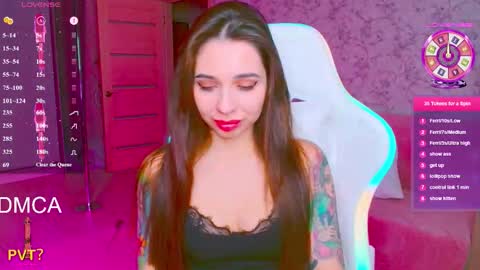 Vinkiepinkie online show from March 23, 5:40 pm