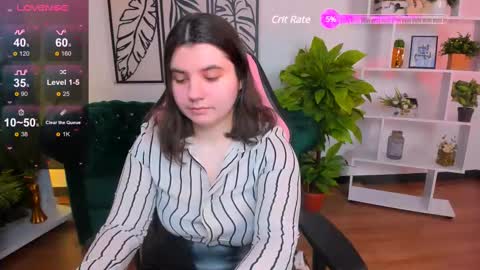 Snapshot of viola__shy chatting on February 10, 9:36 pm Viola online show from February 10, 9:36 pm