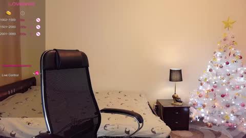 Viola online show from December 9, 1:55 pm