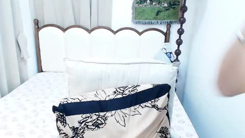 Zona online show from April 3, 1:51 pm