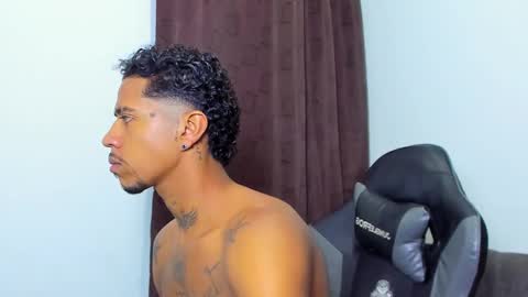 Violet and Myers online show from March 2, 12:45 pm