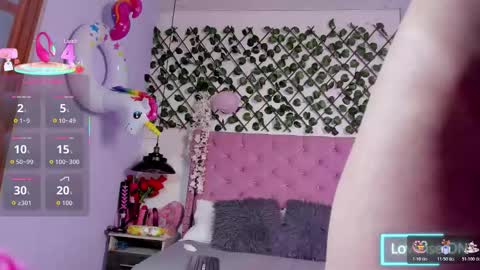 violet_storm_ online show from October 29, 11:27 pm