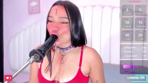 Violet online show from November 22, 12:03 pm