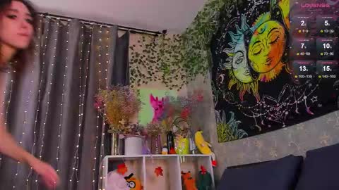 Violet online show from September 14, 7:32 am