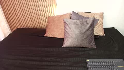 Violet  online show from March 5, 6:56 pm