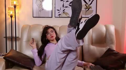 Violeta online show from January 13, 8:05 pm