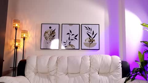 Violeta online show from March 6, 7:57 pm