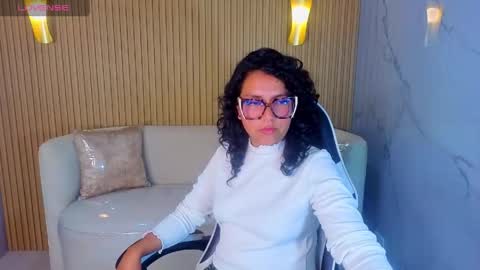violeta_moon_tx online show from May 4, 7:53 pm