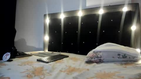 VioletaDums online show from March 9, 4:06 am