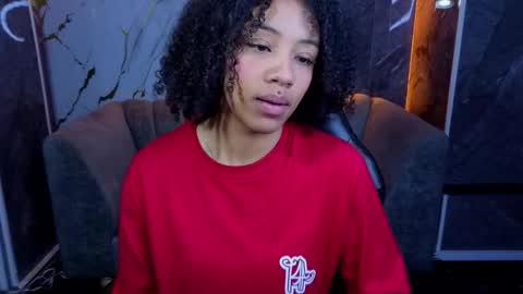 violeth_b online show from March 19, 1:05 pm