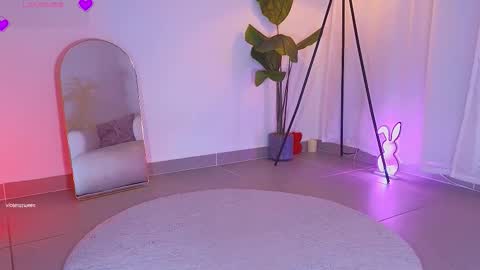 violetssweet online show from January 13, 1:02 am