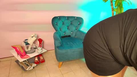 violett_lii online show from May 1, 8:58 pm