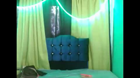 violetta_dreams online show from April 10, 8:02 pm