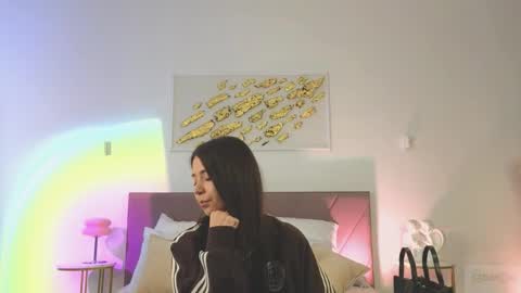 violetta_finch online show from February 12, 10:19 am