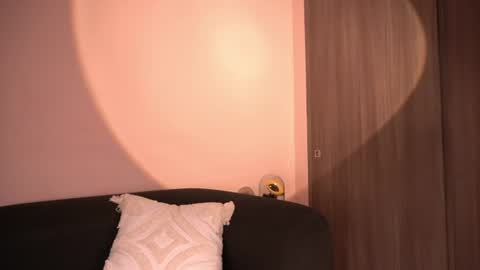 violetta independent model online show from June 20, 1:34 am